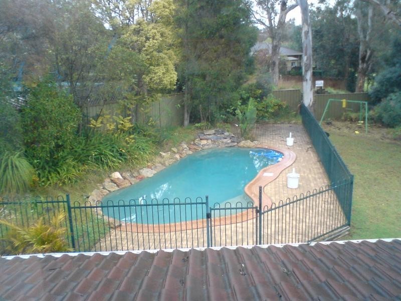 10 Glen Alpine Drive, Glen Alpine NSW 2560