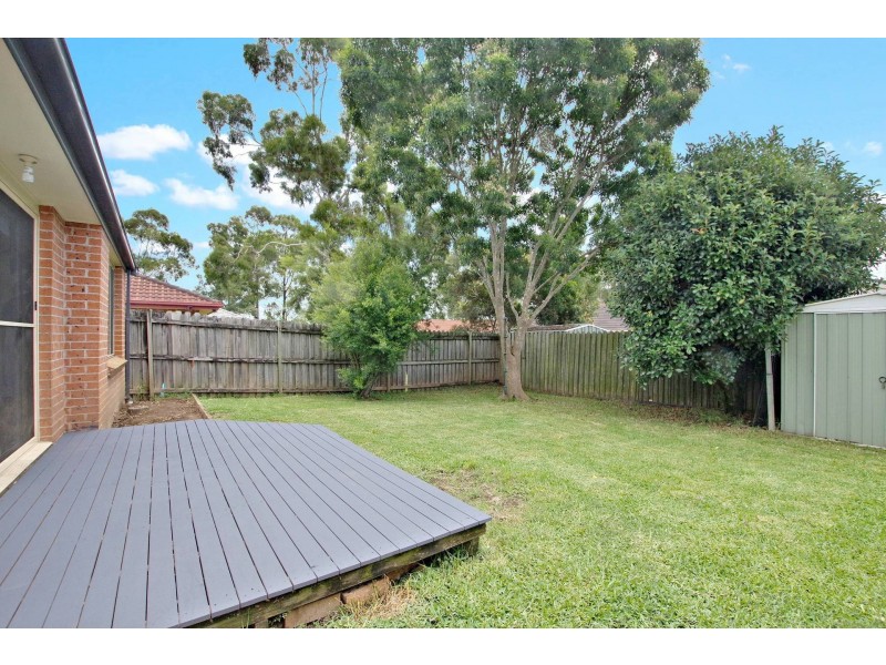 19 Trentham Park Court, Wattle Grove NSW 2173