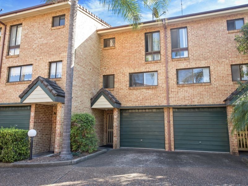 14/4 Ernest Ave, Chipping Norton NSW 2170
