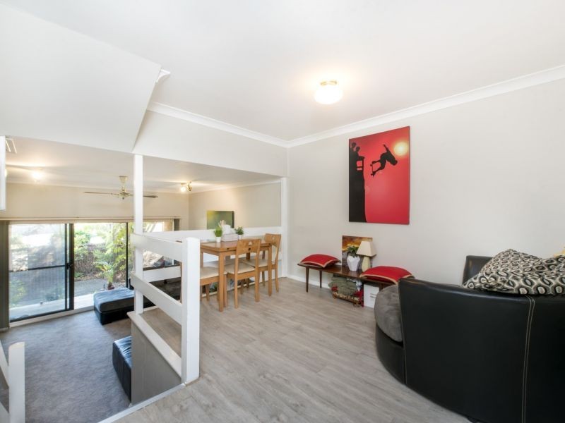 14/4 Ernest Ave, Chipping Norton NSW 2170
