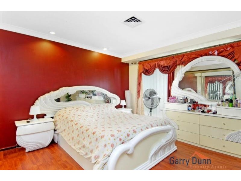 37 Morley Ave, Hammondville NSW 2170