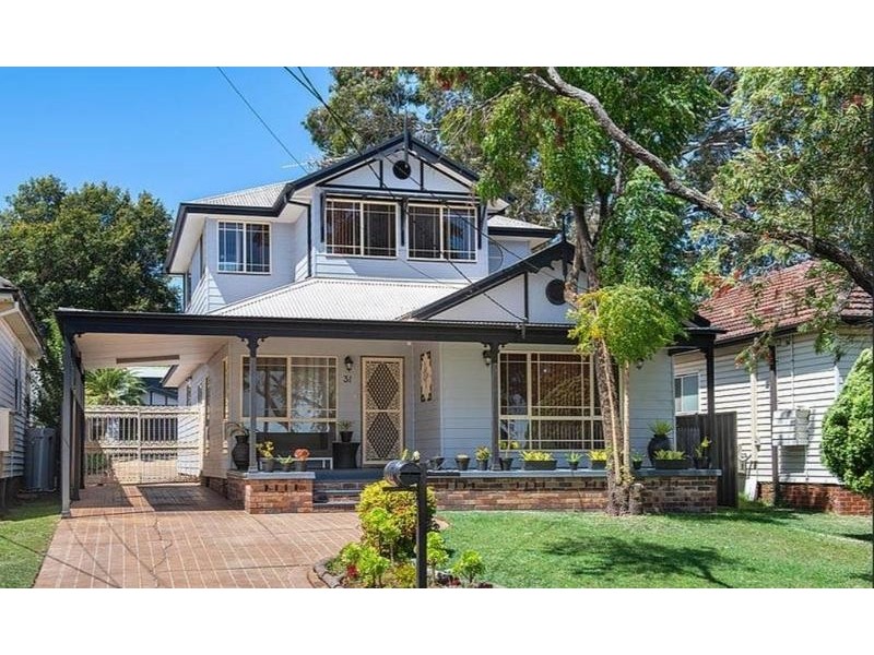 31 Kiora St, Panania NSW 2213