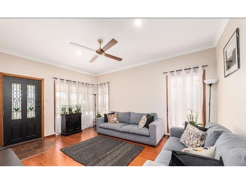 31 Kiora St, Panania NSW 2213