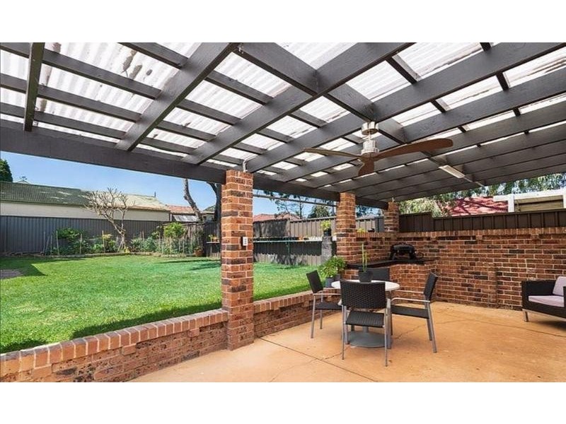 31 Kiora St, Panania NSW 2213