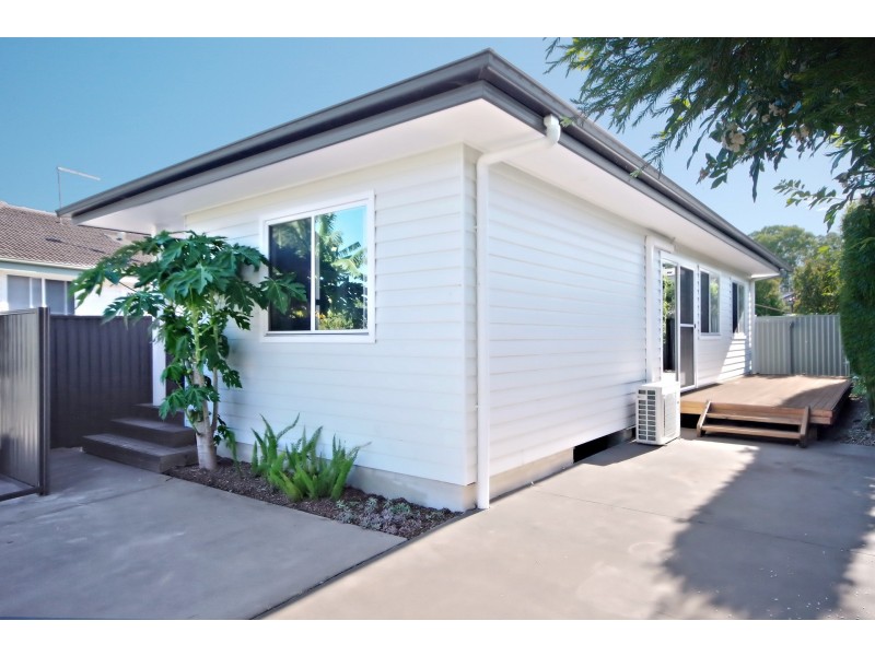 8a Sanananda Road, Holsworthy NSW 2173