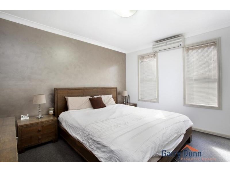 2/20 Continua Crt, Wattle Grove NSW 2173