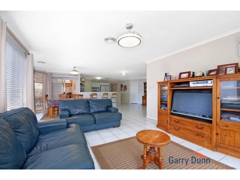 7 Gascogne Street, Prestons NSW 2170
