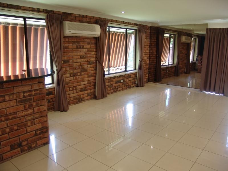 48 Stewart Avenue, Hammondville NSW 2170