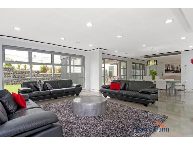 Macquarie Links NSW 2565