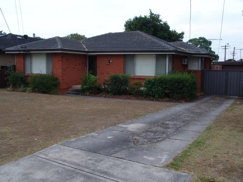 96 Jack O Sullivan Rd, Moorebank NSW 2170