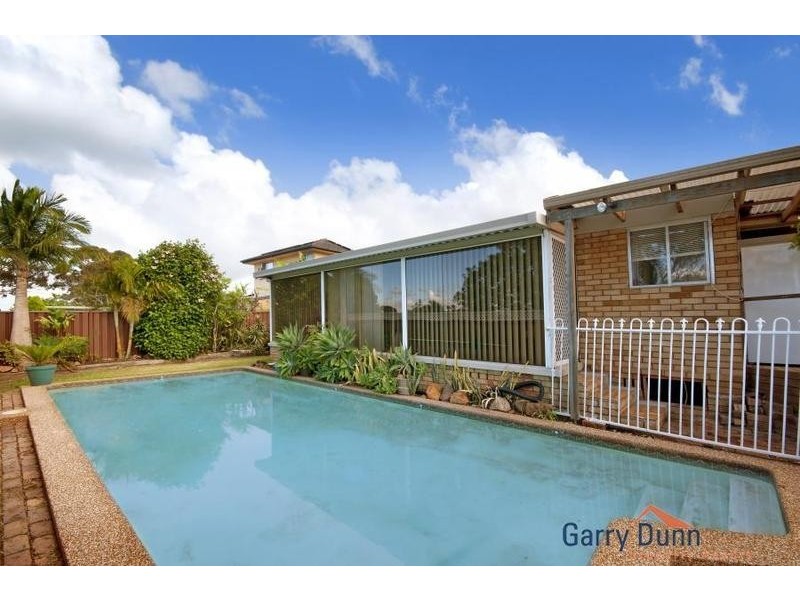 5 Spicer Ave, Hammondville NSW 2170