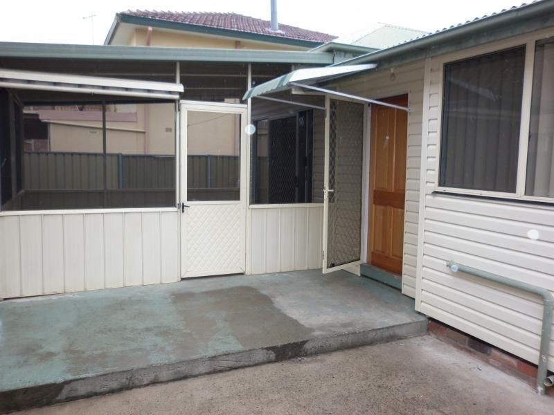 31 Junction Road, Moorebank NSW 2170