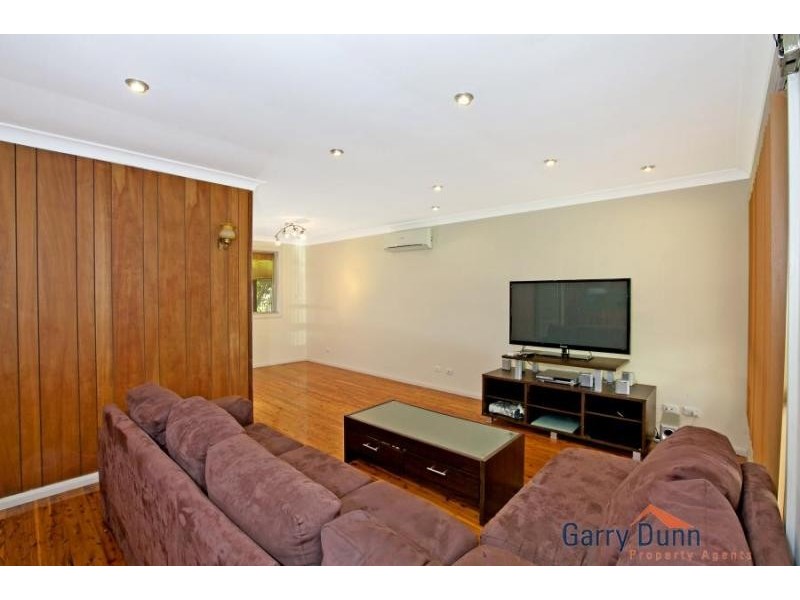 13 Sligar Ave, Hammondville NSW 2170