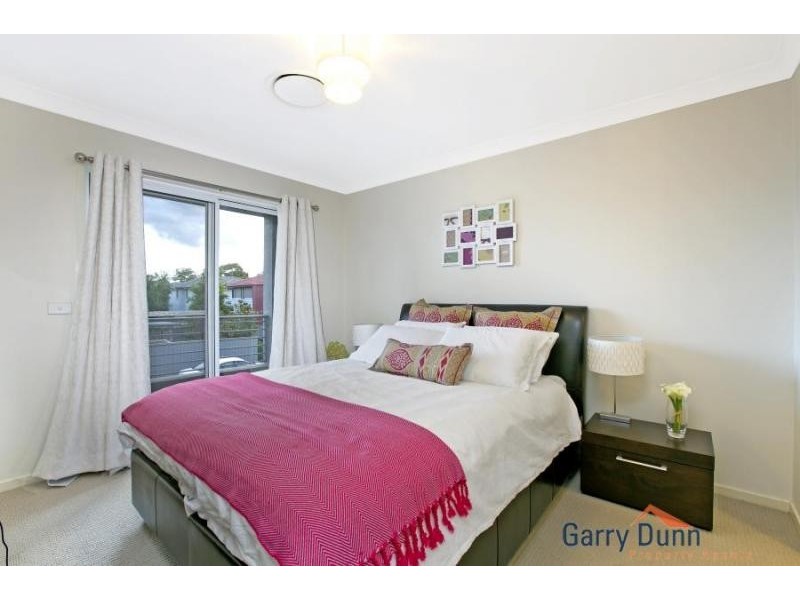 39 Whitfield Pde, Hammondville NSW 2170