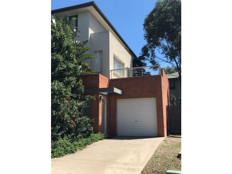 2/7 Wenton Road, Holsworthy NSW 2173