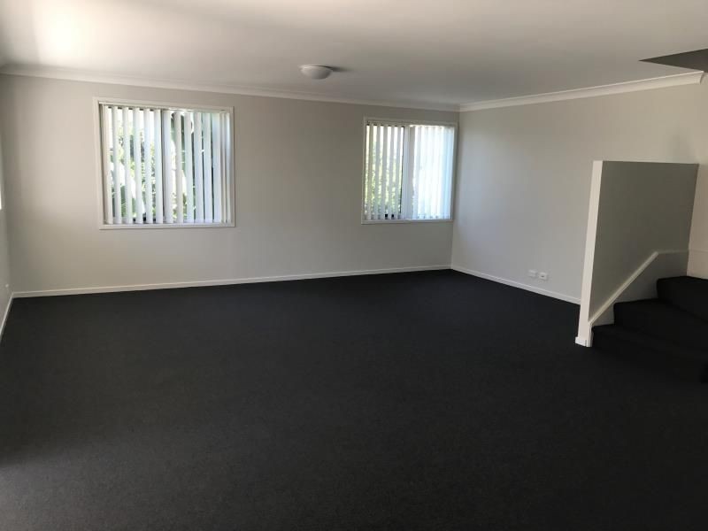 2/7 Wenton Road, Holsworthy NSW 2173