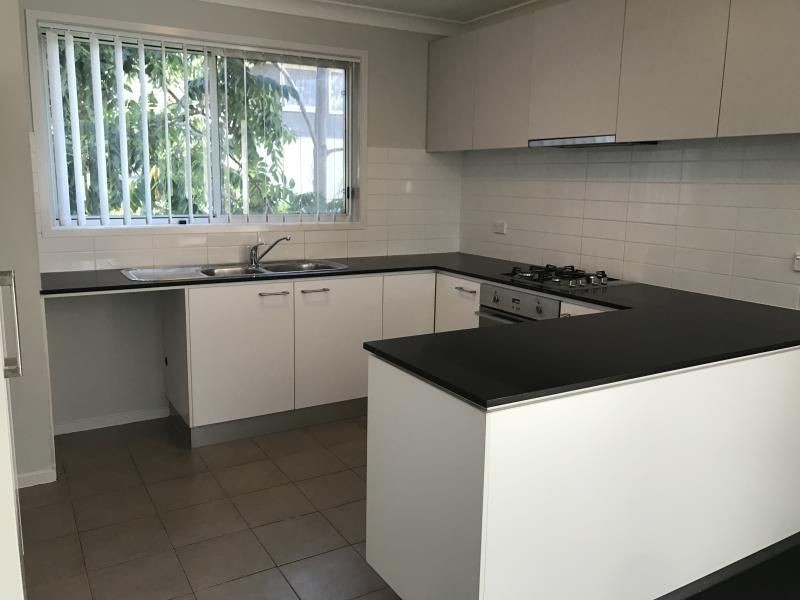 2/7 Wenton Road, Holsworthy NSW 2173