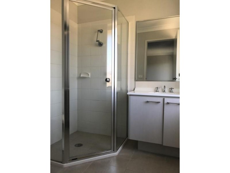 2/7 Wenton Road, Holsworthy NSW 2173