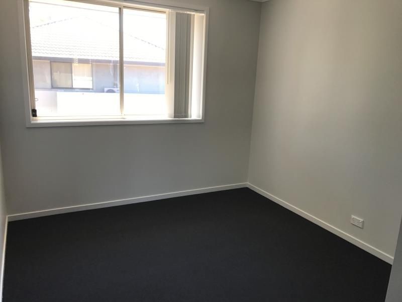 2/7 Wenton Road, Holsworthy NSW 2173