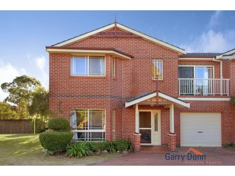 2/11 Yarran Crt, Wattle Grove NSW 2173
