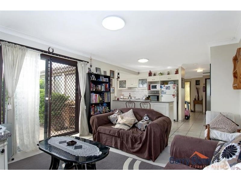 6  Foveaux Ave, Lurnea NSW 2170