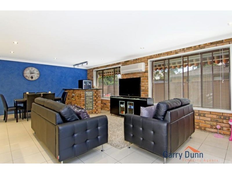 48 Stewart Ave, Hammondville NSW 2170