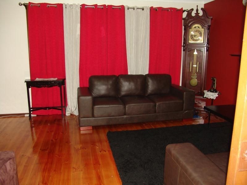 10 Harrow Road, Glenfield NSW 2167