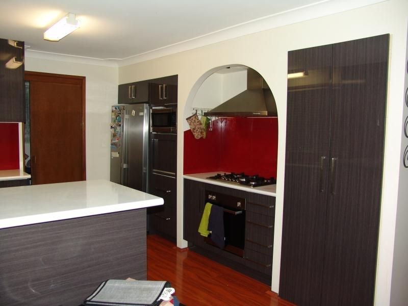 10 Harrow Road, Glenfield NSW 2167