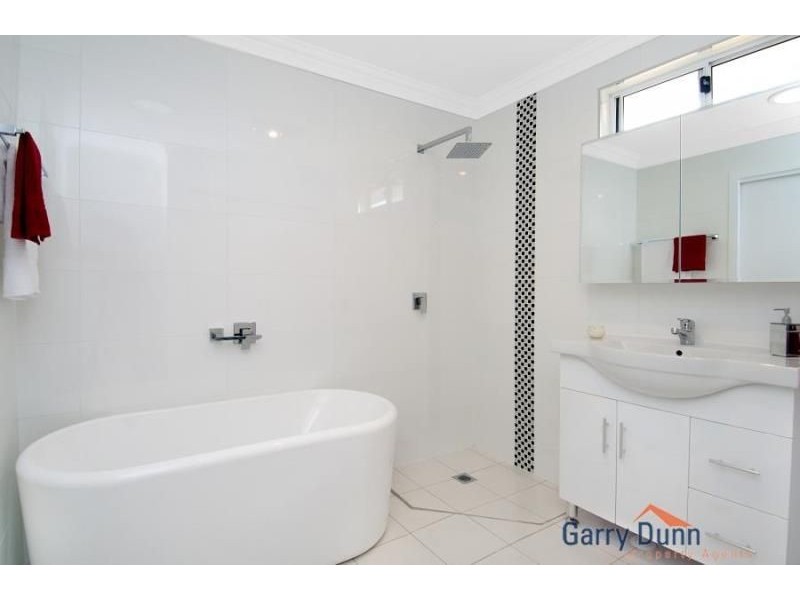 5 Mivo Street, Holsworthy NSW 2173