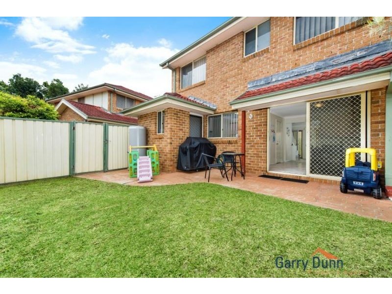 2/204 Heathcote Rd, Hammondville NSW 2170