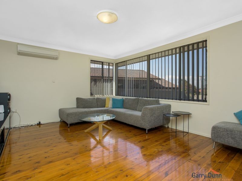 7 Evans Ave, Moorebank NSW 2170
