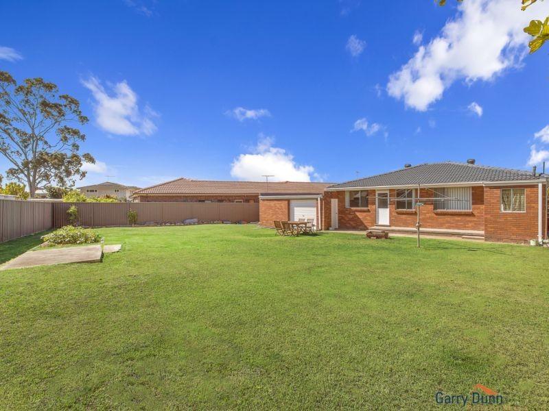 7 Evans Ave, Moorebank NSW 2170