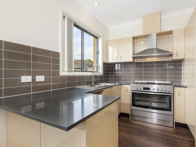 72 Walder Rd, Hammondville NSW 2170