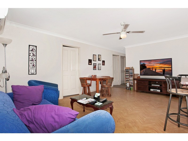 Mannering Park NSW 2259