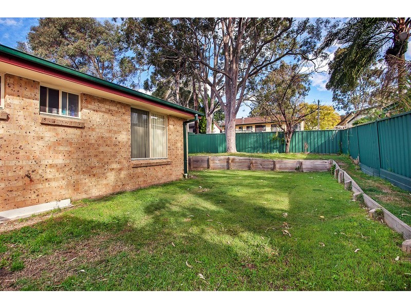 Mannering Park NSW 2259