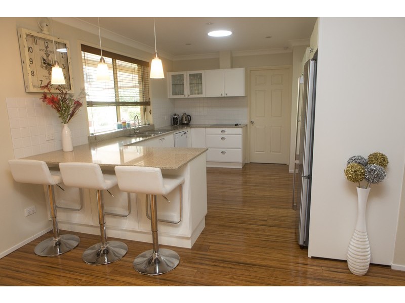 30 Excalibur Parade, Valentine NSW 2280