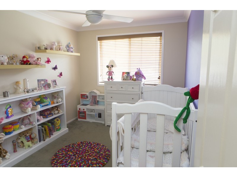 30 Excalibur Parade, Valentine NSW 2280