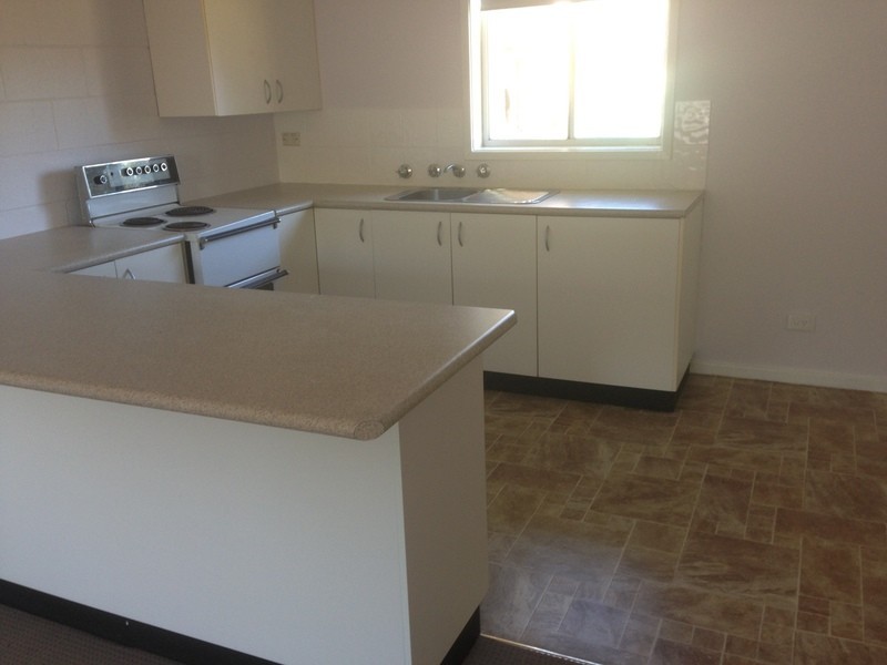 4/13 Charles Street, Warners Bay NSW 2282
