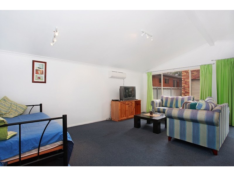 Blacksmiths NSW 2281