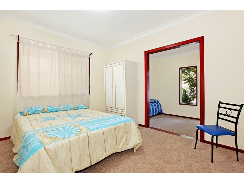 Blacksmiths NSW 2281