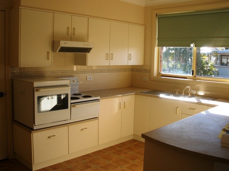 Blacksmiths NSW 2281