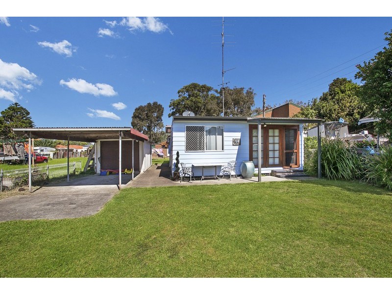 44 Emily Street, Marks Point NSW 2280