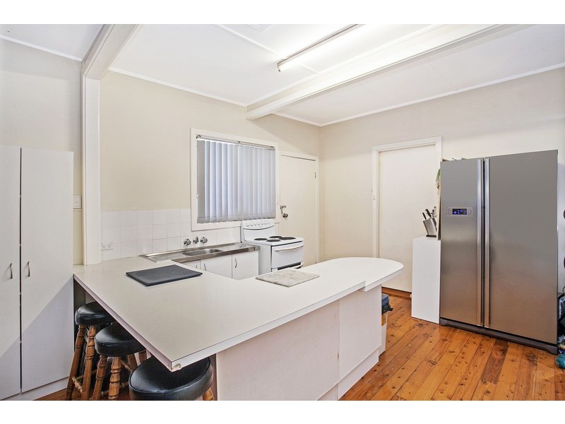 44 Emily Street, Marks Point NSW 2280