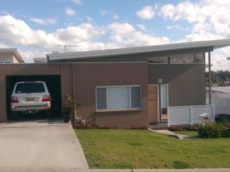 8/4 Crawford Lane, Mount Hutton NSW 2290