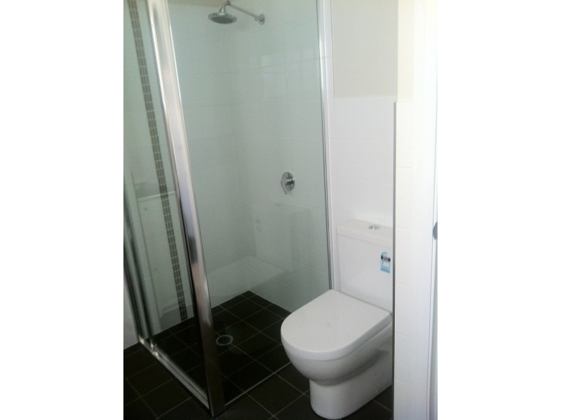 5a Robert Street, Belmont South NSW 2280