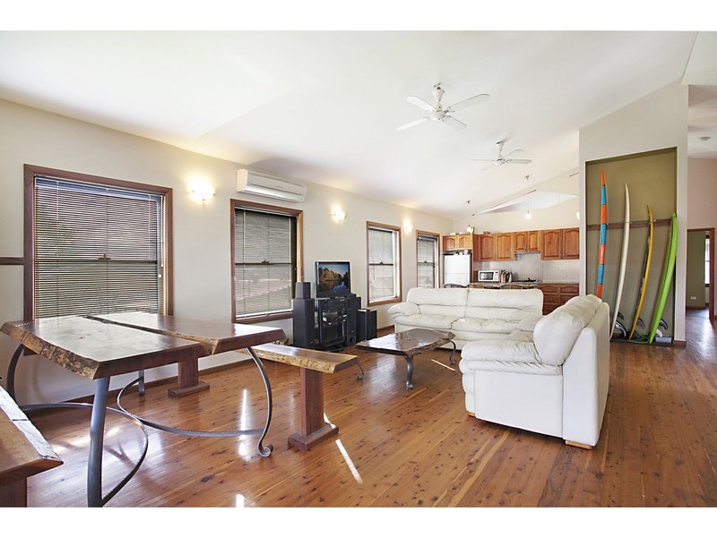 6 Clarke Street, Catherine Hill Bay NSW 2281