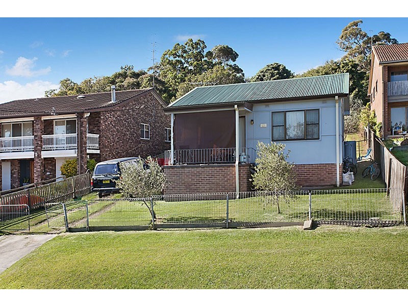 69 Marine Parade, Nords Wharf NSW 2281