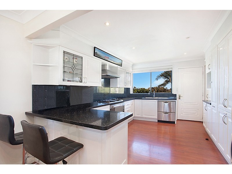 14 McEwan Street, Belmont South NSW 2280