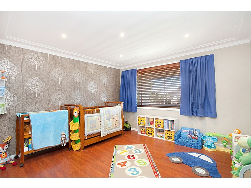 14 McEwan Street, Belmont South NSW 2280