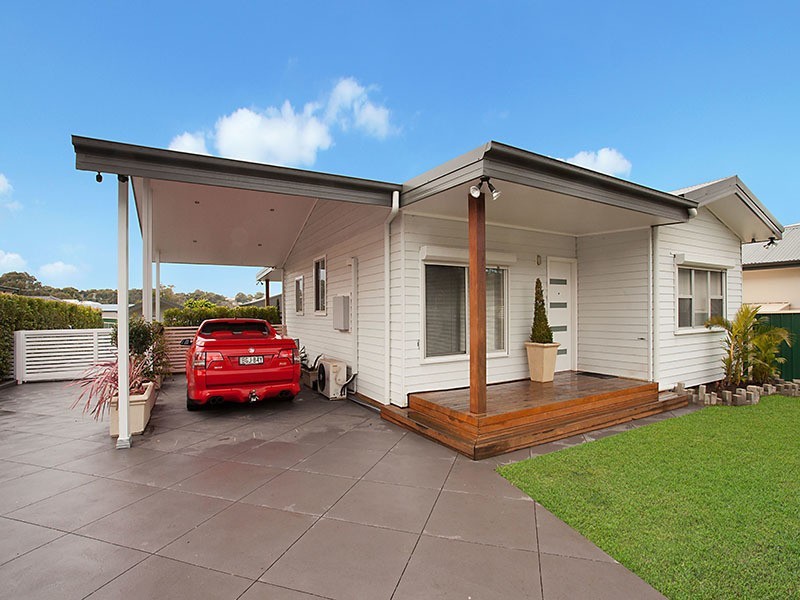 57 Floraville Road, Belmont North NSW 2280